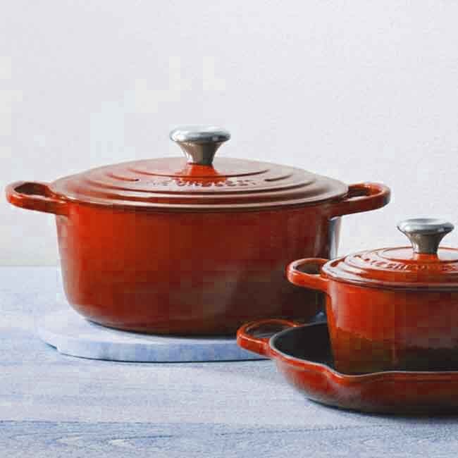 Le Creuset Marseille Signature Round Dutch Oven 9 qt.