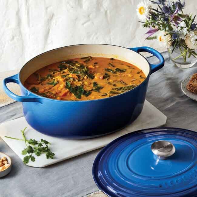 Le Creuset Signature Oval Dutch Oven