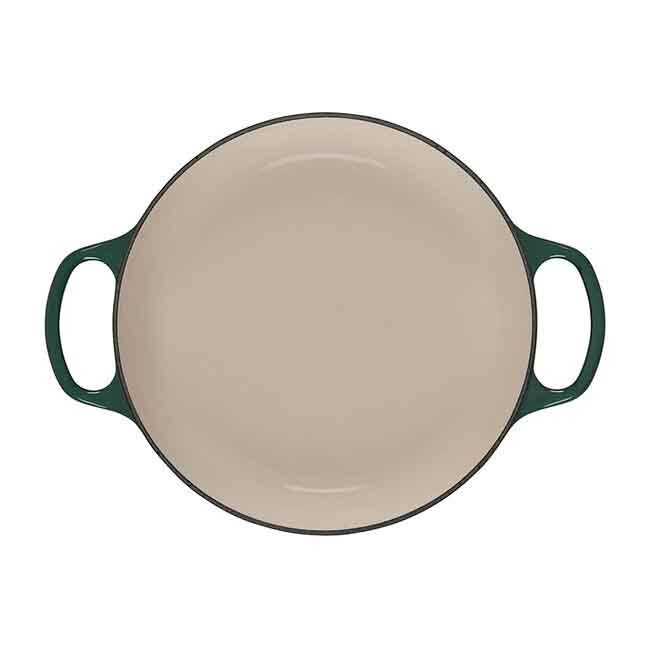 Le Creuset Signature 3.5 Qt. Braiser | Interior