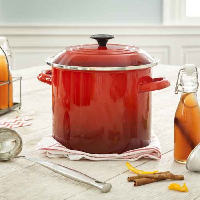 Le Creuset Sea Salt 8-Qt. Enameled Stockpot + Reviews