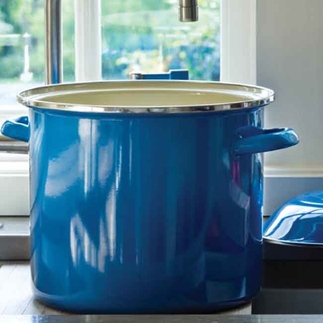 Le Creuset 8 Qt Enamel on Steel Stockpot