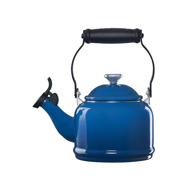 Le Creuset Demi Whistling Teakettle | Marseille