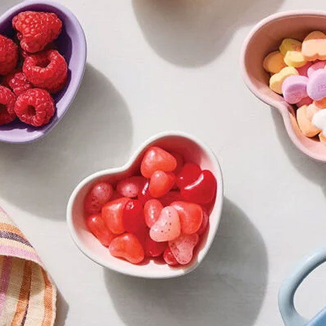 Le Creuset Mini Heart Pinch Bowl - White