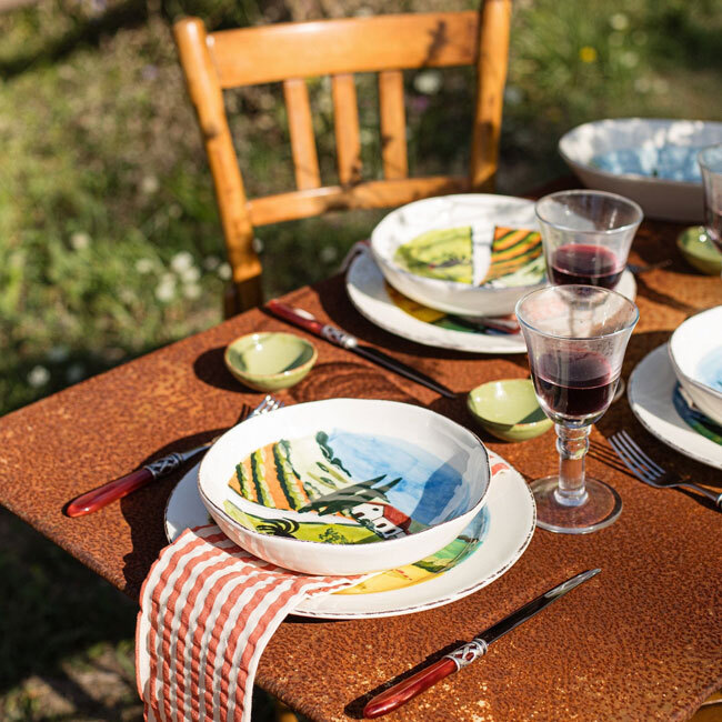 Vietri Terra Toscana Dinner Plate in situ