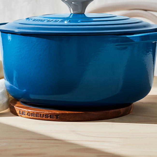 Le Creuset Magnetic Wooden Trivet in use