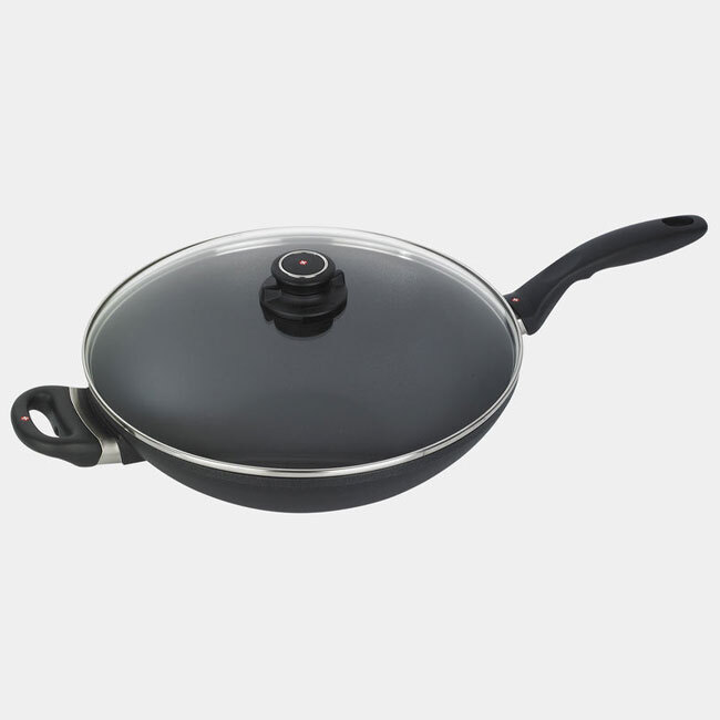 Product Swiss Diamond XD Nonstick Wok with Glass Lid